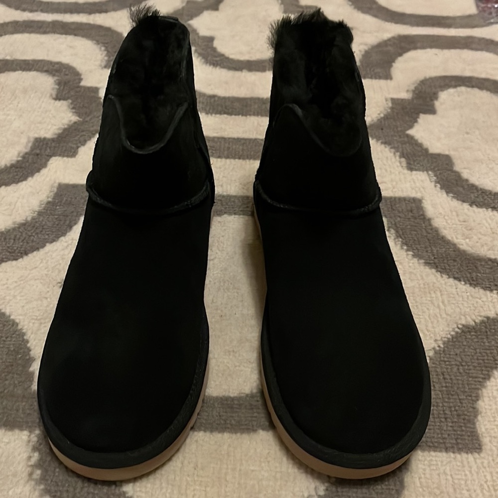 Kookaburra by Ugg Classic Mini Black Black Bootie 10 - Picture 2 of 8